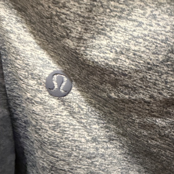 Brand new Lululemon Men’s Soft Jersey Half Zip
Color: Heathered Washed Denim - Picture 8 of 9